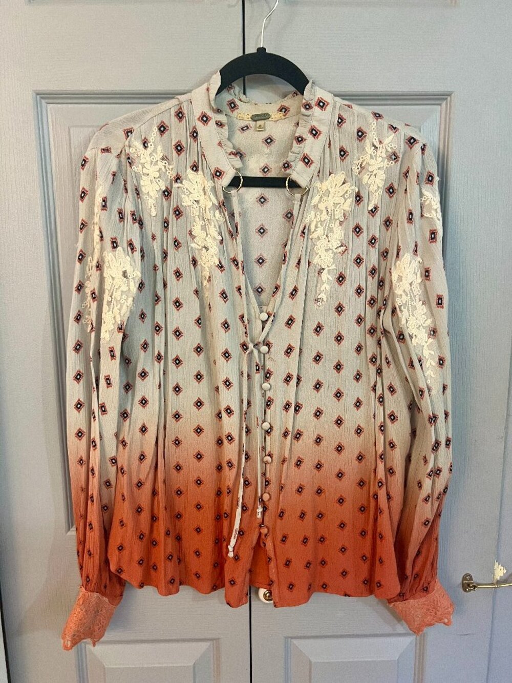 Gimmicks Ombre Gray to Orange Top with Lace